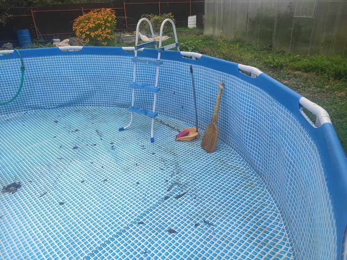 Как правильно хранить каркасный бассейн зимой, можно ли оставлять на улице?