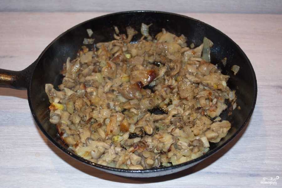 Потрясающие вешенки жареные с луком — простой рецепт