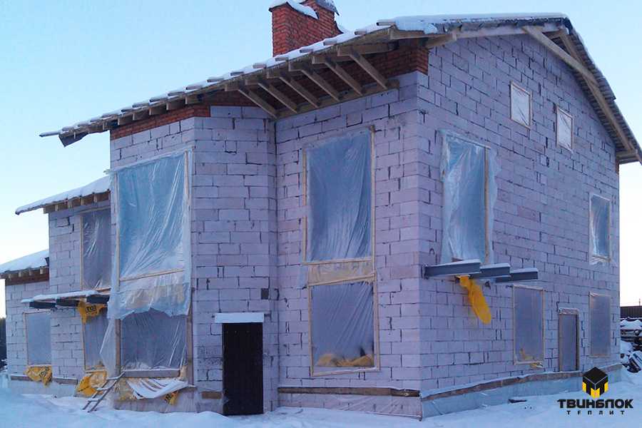 Какая температура в доме без отопления зимой