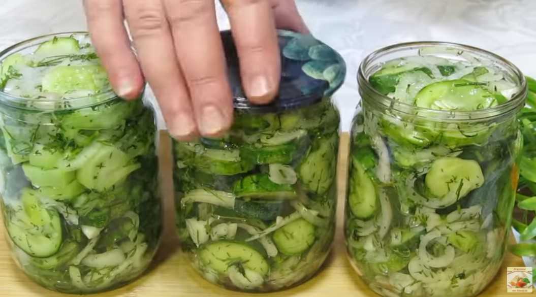 Консервированные хрустящие огурцы — 7 самых вкусных рецептов